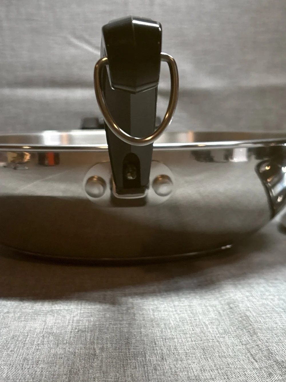 Farberware Brilliance 12” Skillet/Wok 18/10 Stnlss Steel W/ Unique Wok Domed Lid